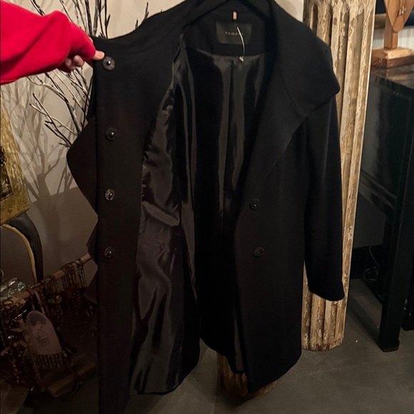 Tahari Black Elegant Coat - Picture 5 of 6